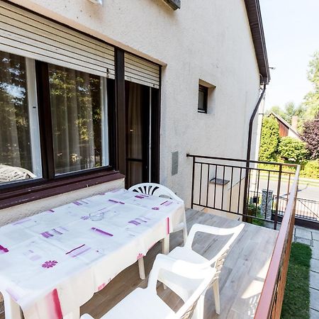 Lara Apartments Шиофок Экстерьер фото